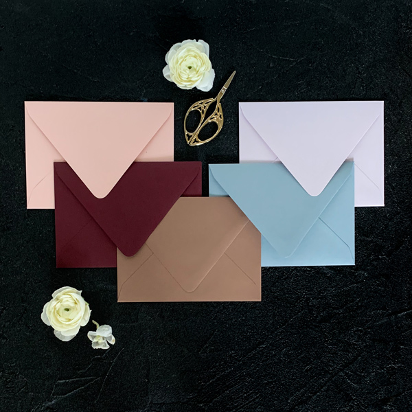 5 envelope color options