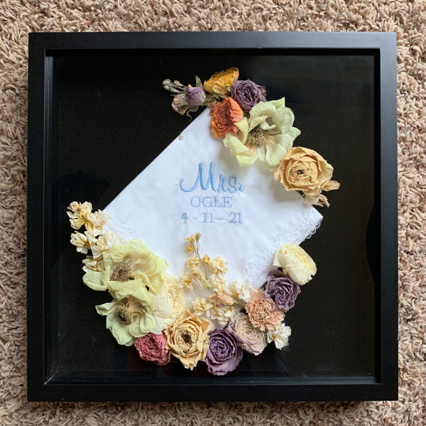 Wedding memory box with dried flowers and wedding handkerchief
